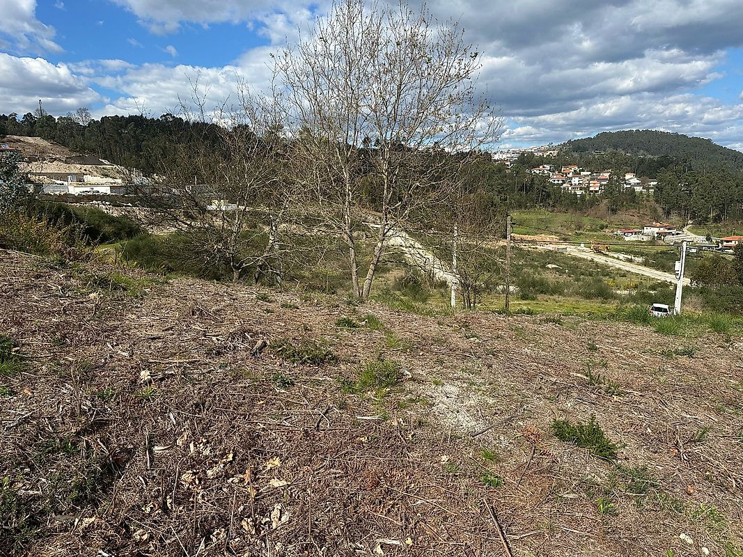 Land for sale in Amarante, Portugal — €80,000