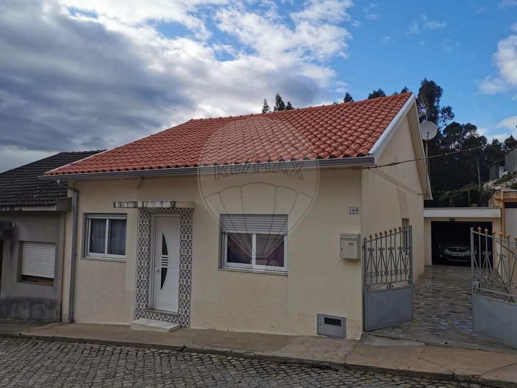 Moradia T2 para venda