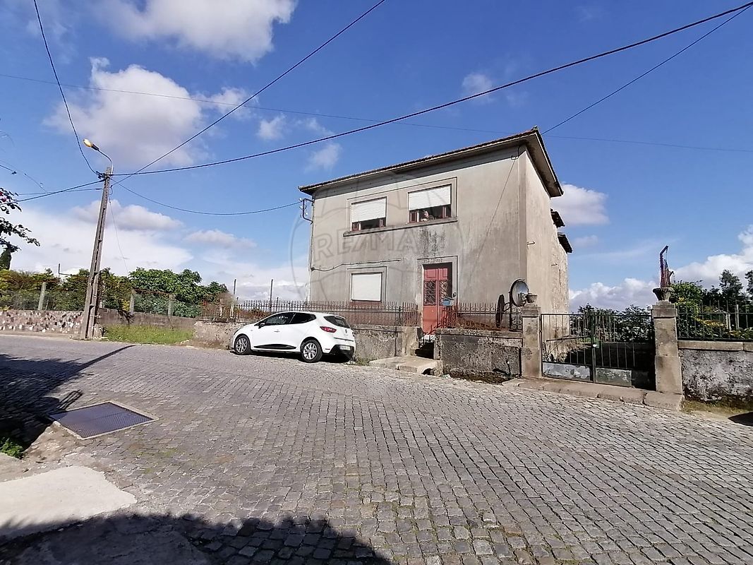 Land for sale in Trofa, Portugal — €530,000