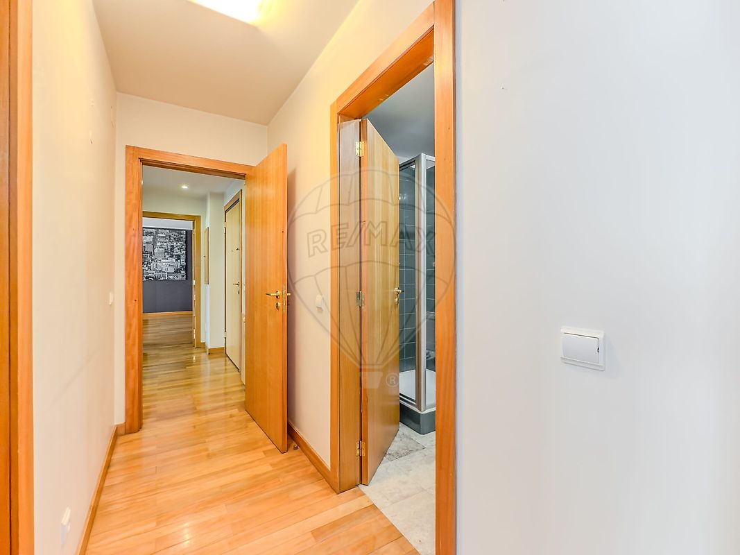 listing 124261063-223 picture-0