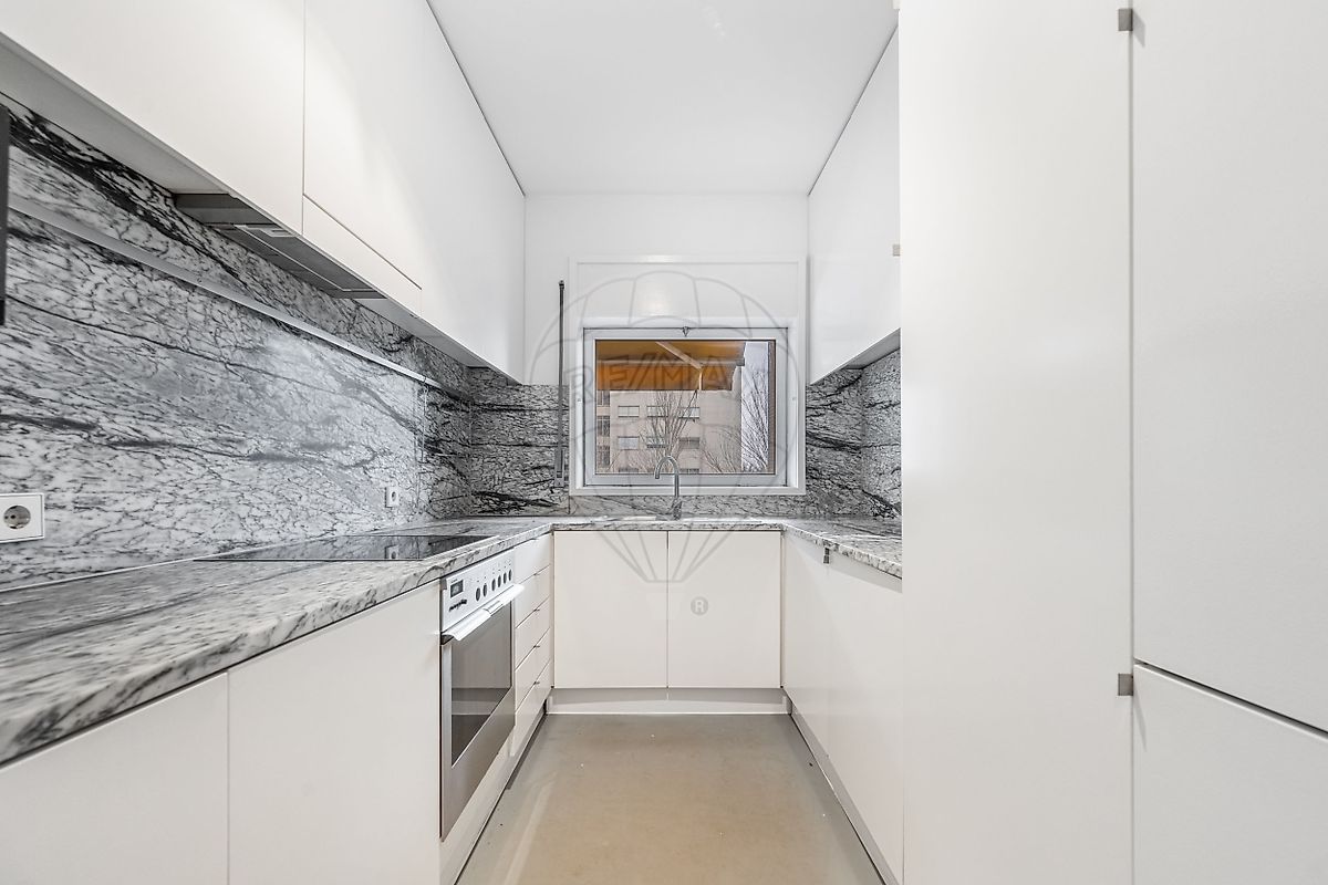 Apartamento T2 à venda em Porto