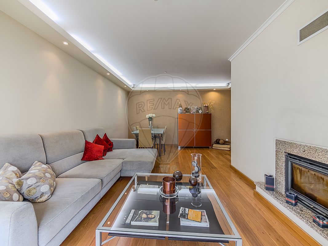 Apartamento T2 à venda em Vila Nova de Gaia