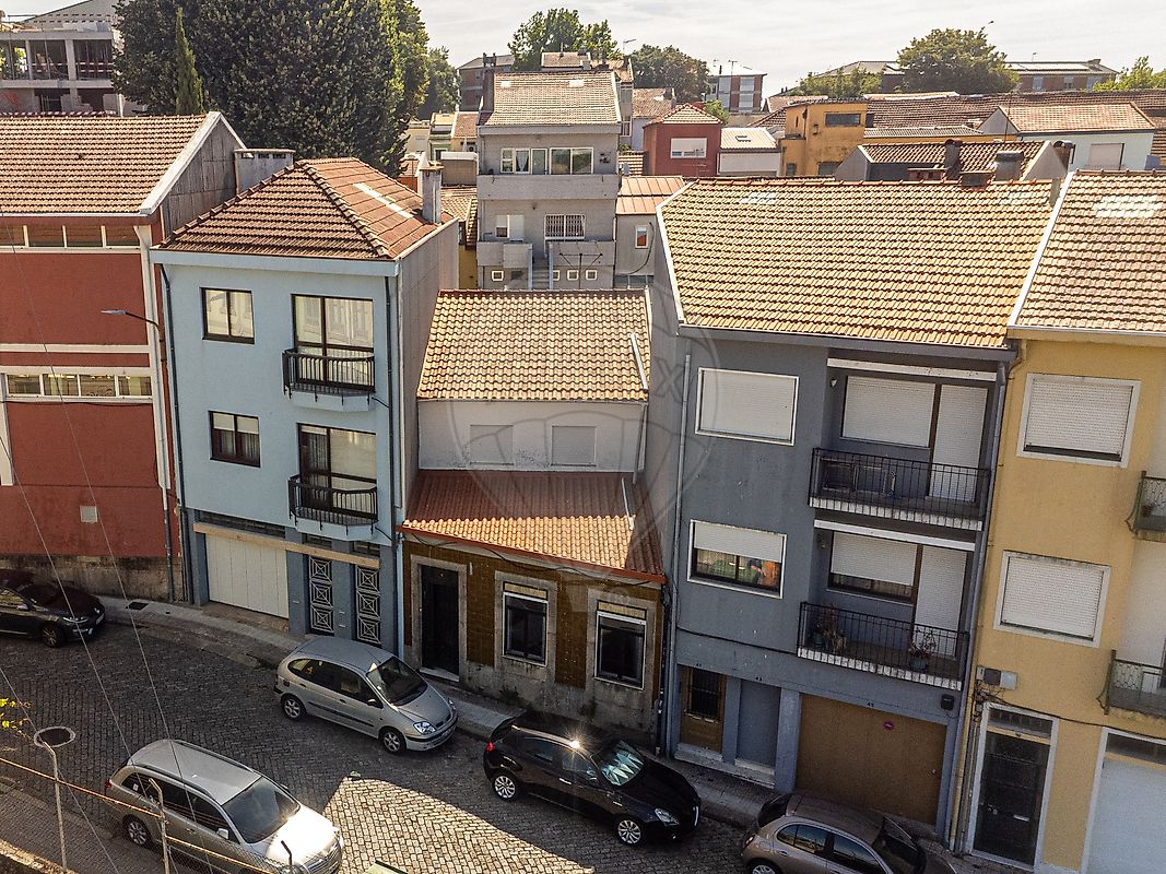 Moradia T4 à venda em Porto
