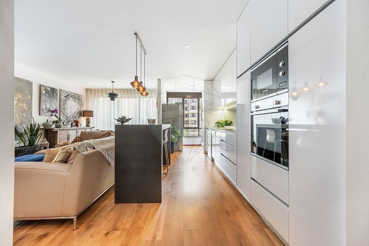Apartamento T2 à venda em Porto