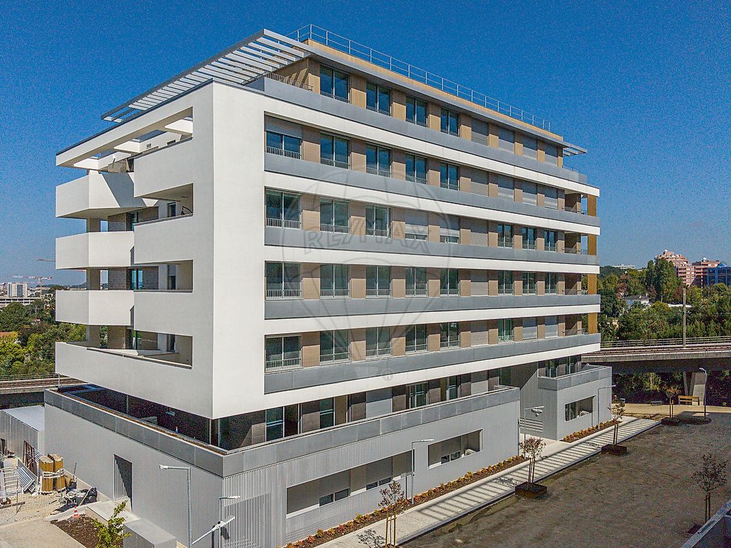 Apartamento T1 à venda em Maia