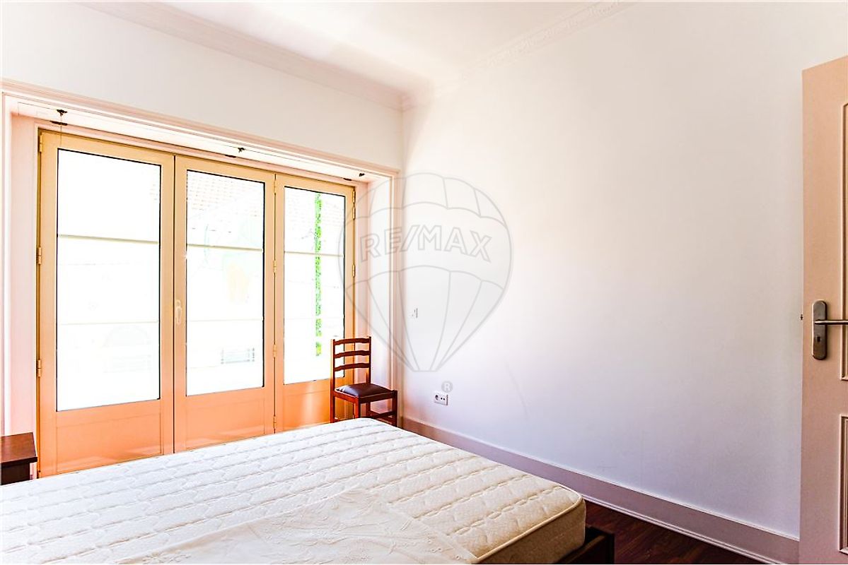 listing 124271016-77 picture-0