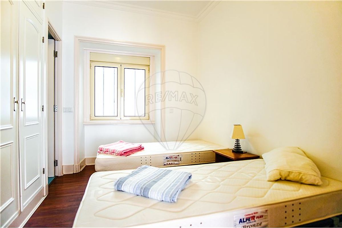 listing 124271016-77 picture-0