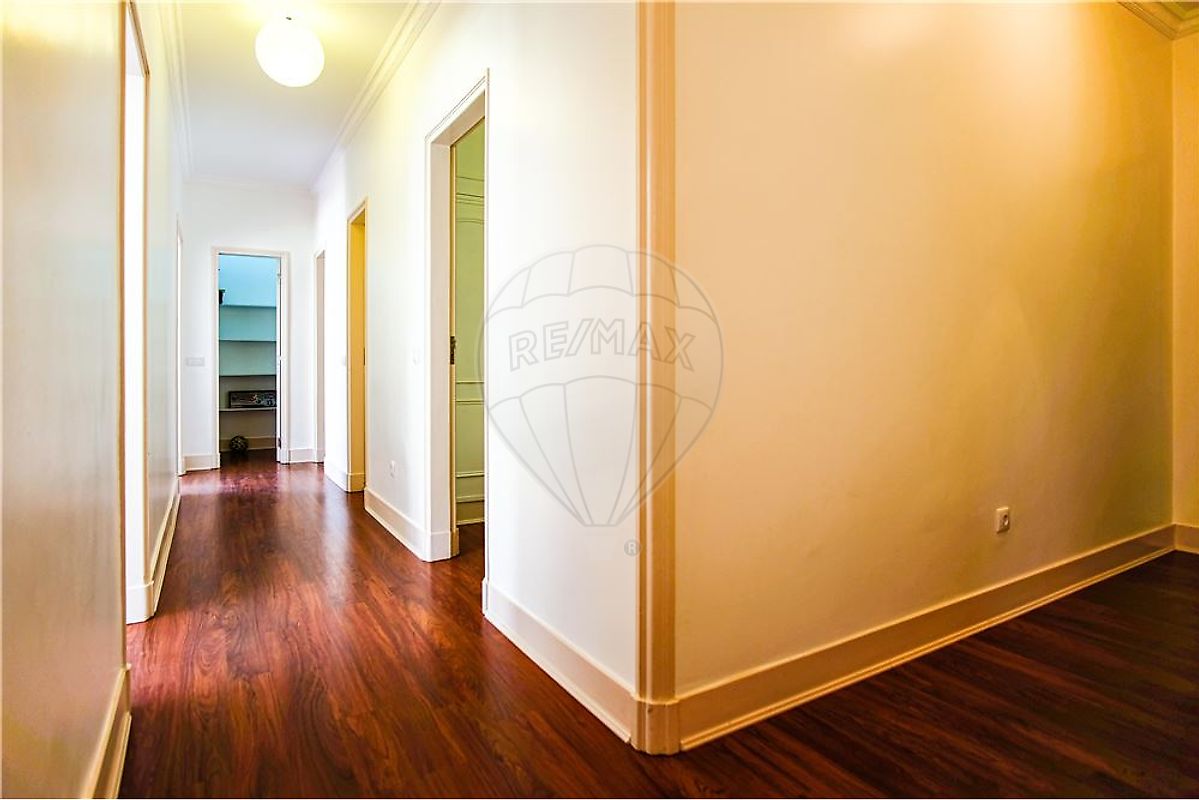 listing 124271016-77 picture-0
