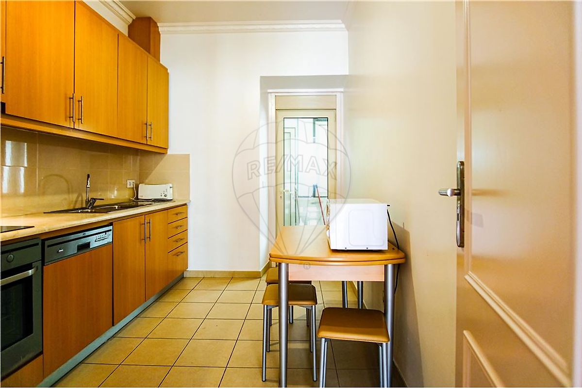 listing 124271016-77 picture-0