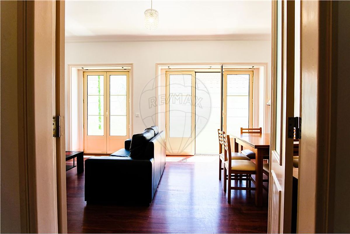 listing 124271016-77 picture-0