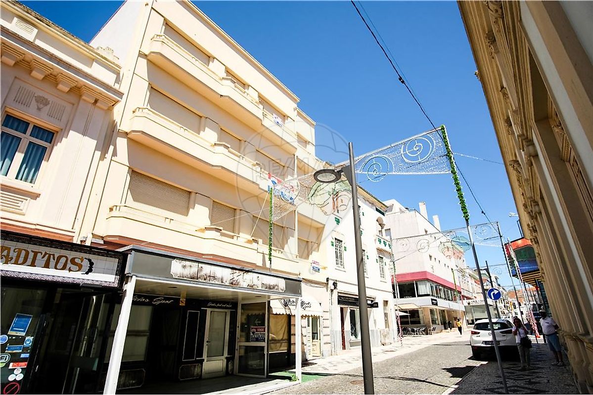 listing 124271016-77 picture-0