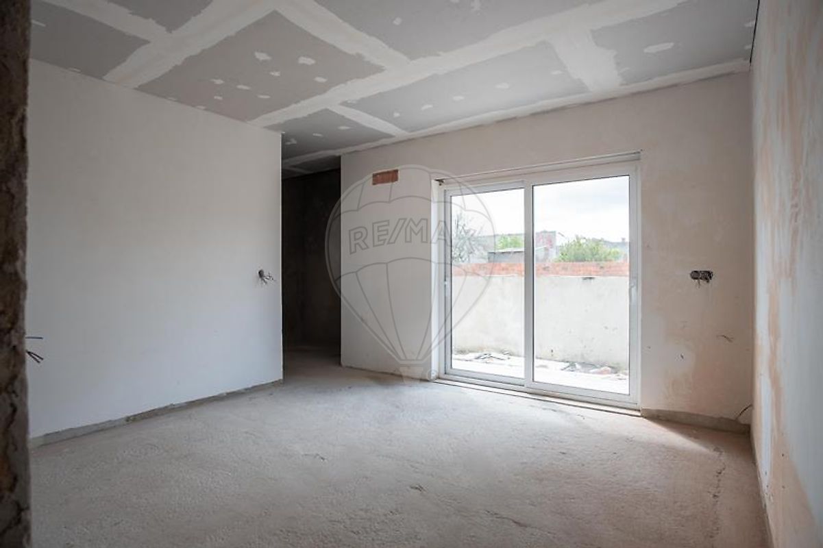 listing 124271045-4 picture-0