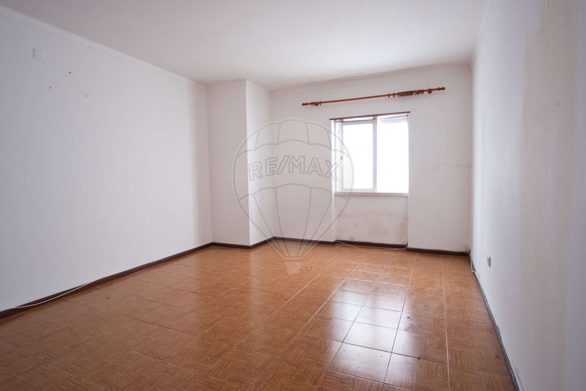 listing 124271010-267 picture-0