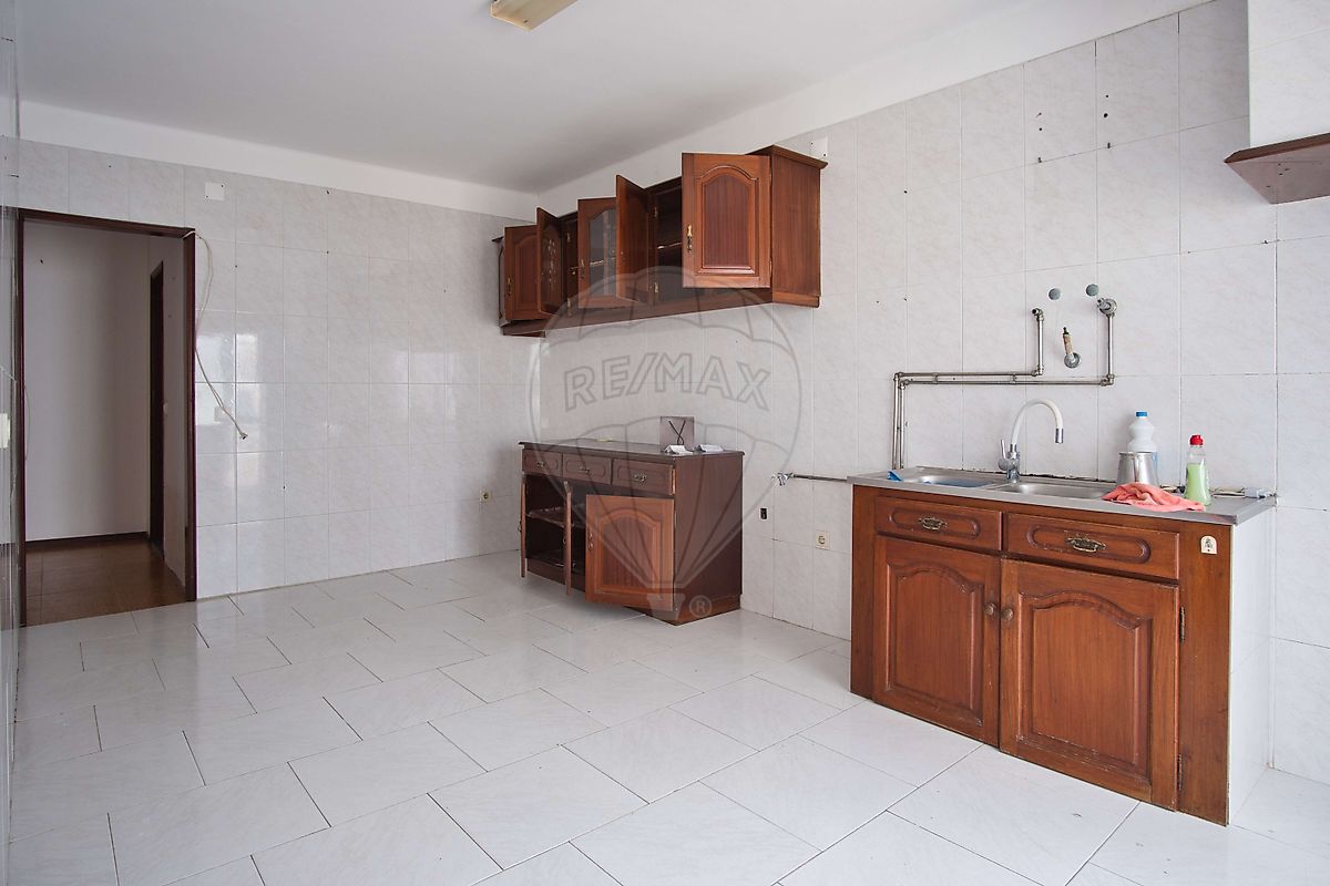 listing 124271010-267 picture-0