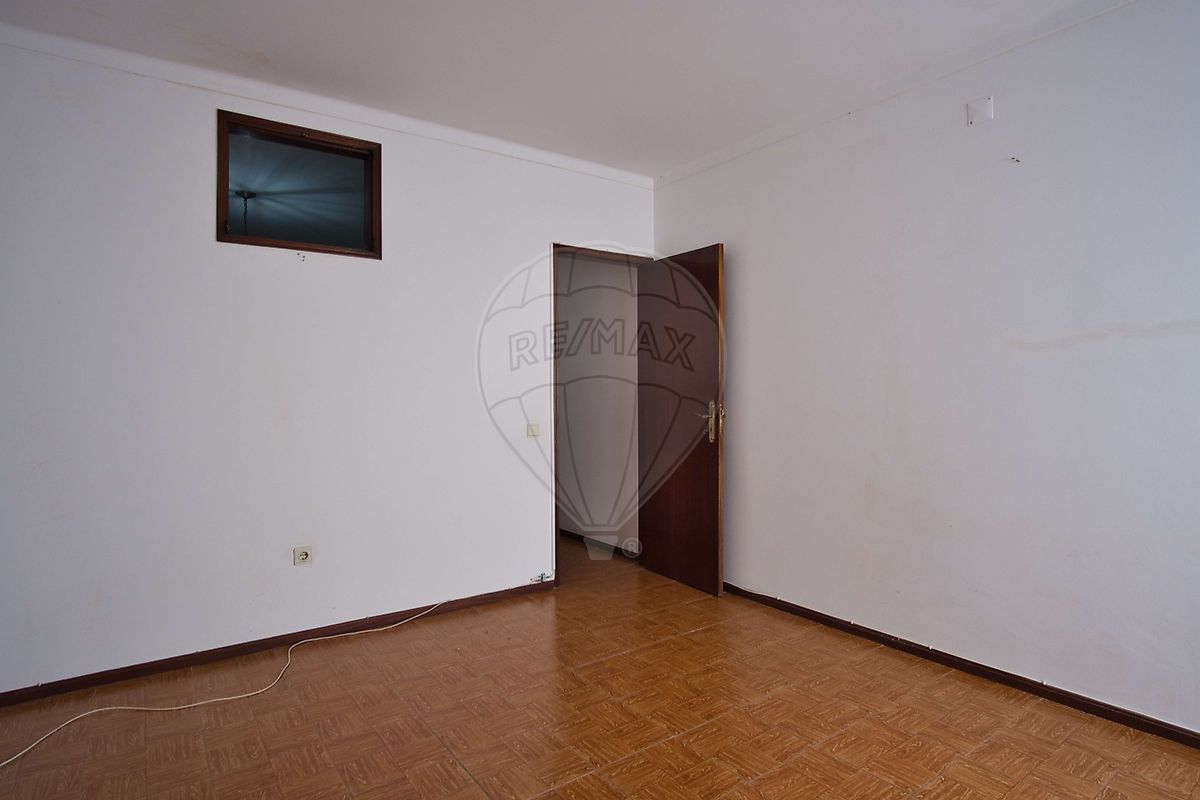 listing 124271010-267 picture-0