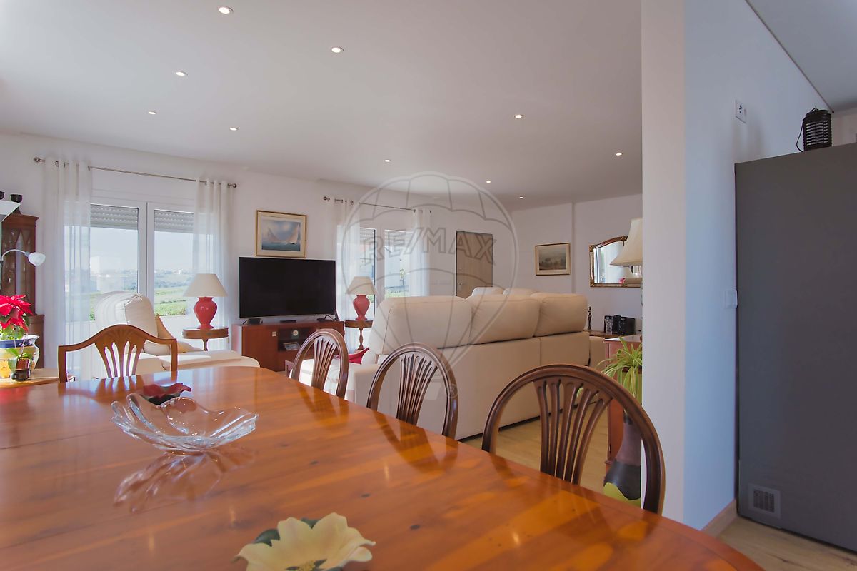 listing 124271045-16 picture-0