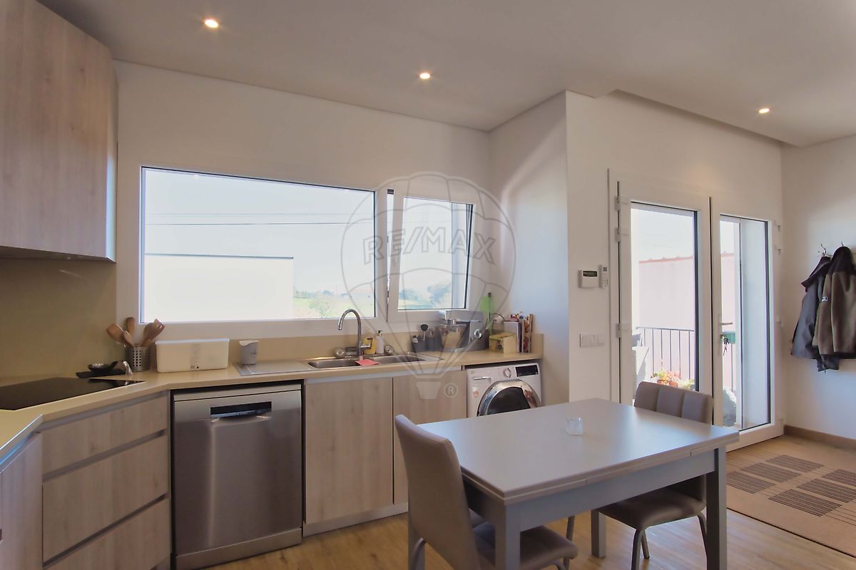 listing 124271045-16 picture-0