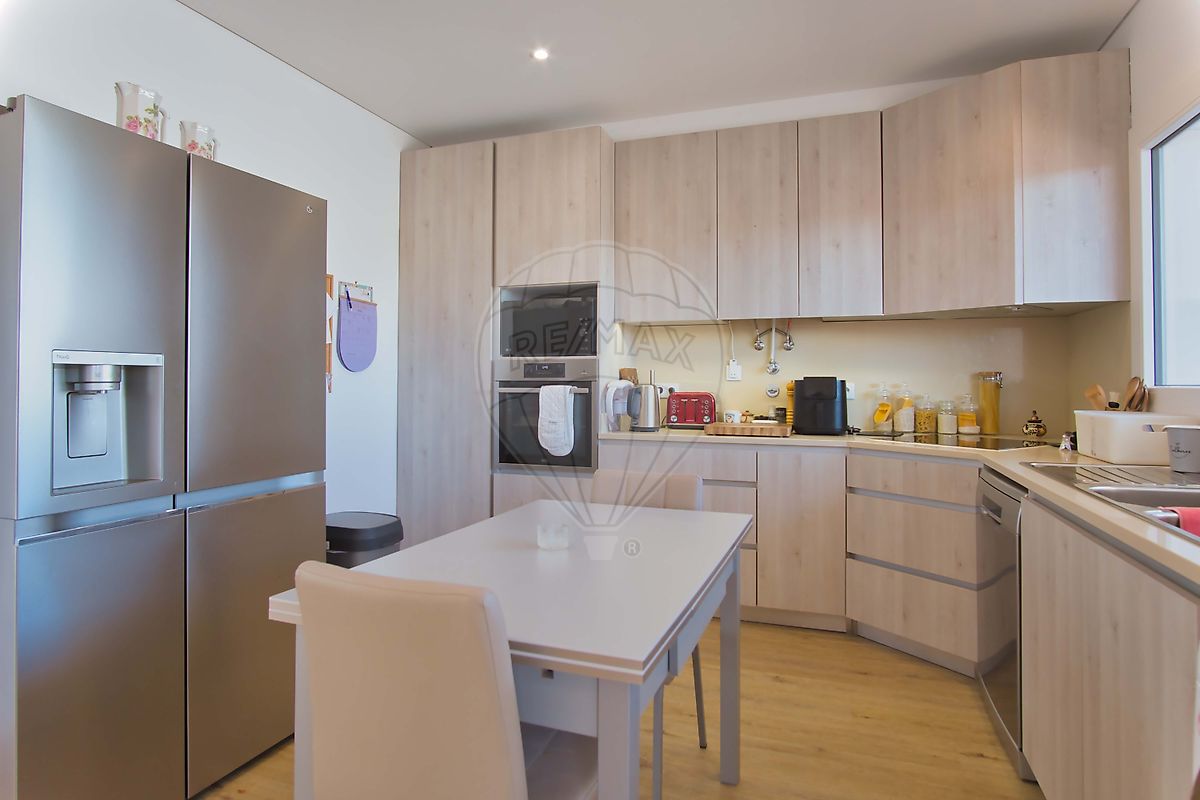 listing 124271045-16 picture-0