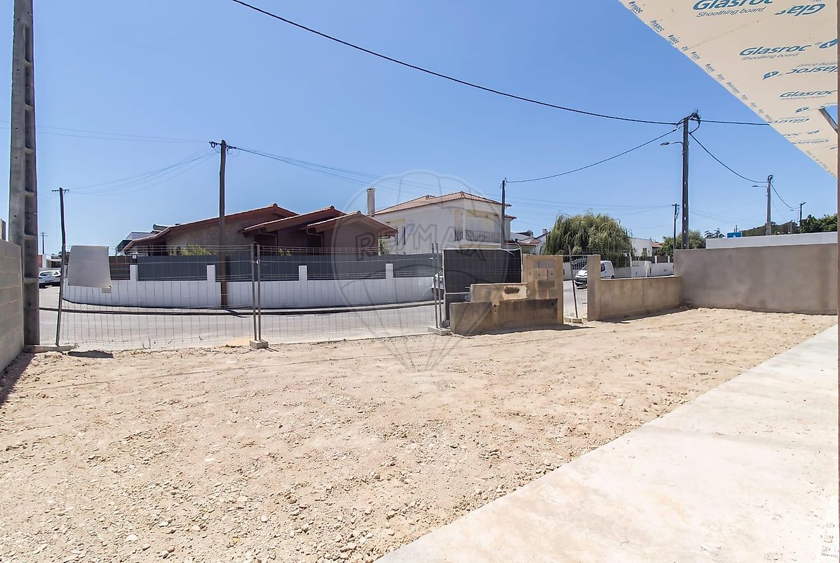 Moradia T4 à venda em Santo António da Charneca, Barreiro — foto 9