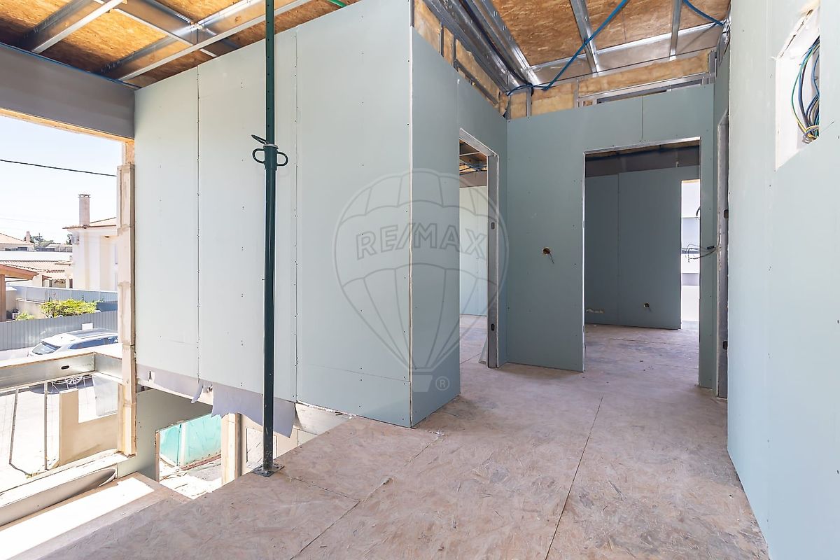 Moradia T4 à venda em Santo António da Charneca, Barreiro — foto 25