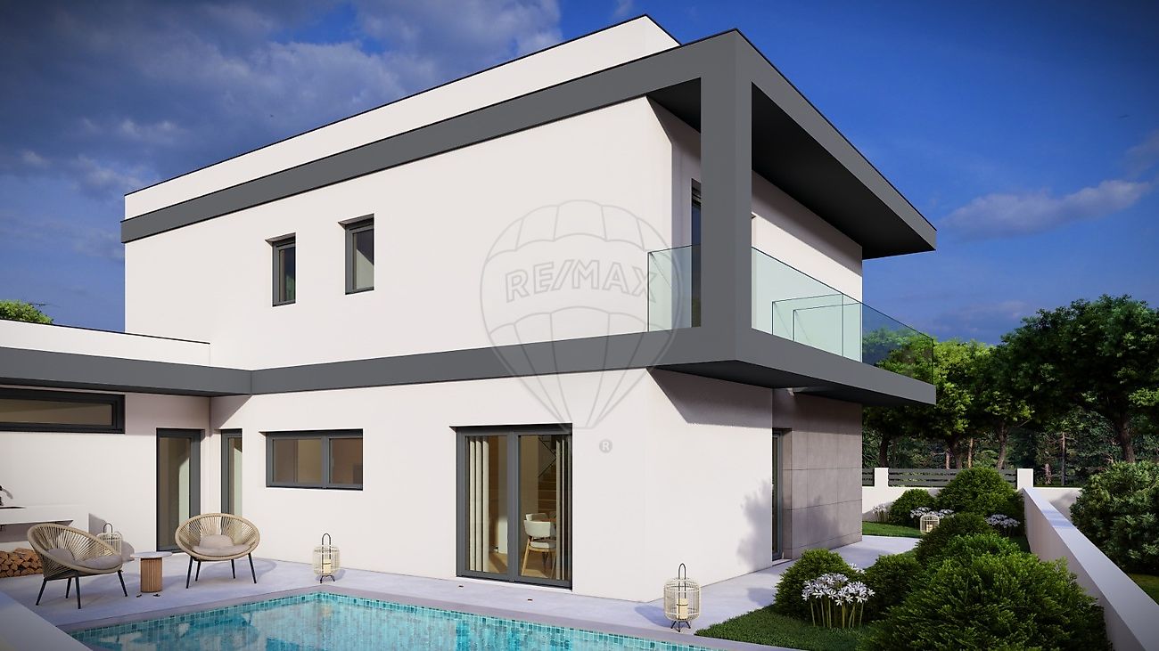Moradia T4 em Santo António da Charneca, €649.000