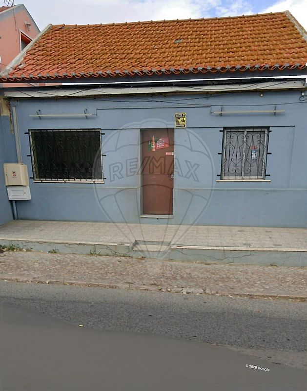 Moradia T2 à venda em Setúbal