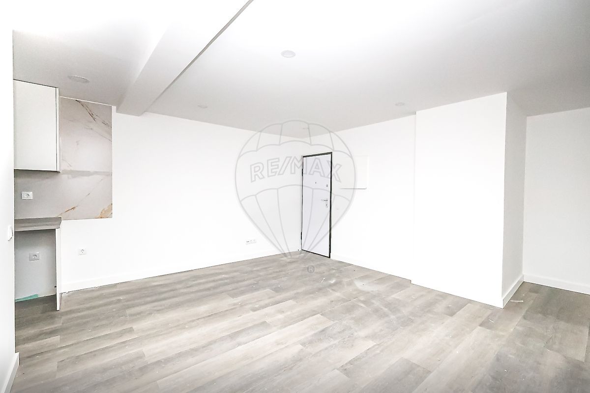 Apartamento T2 à venda em Almada
