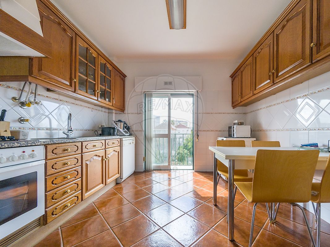 Apartamento T2 à venda em Setúbal