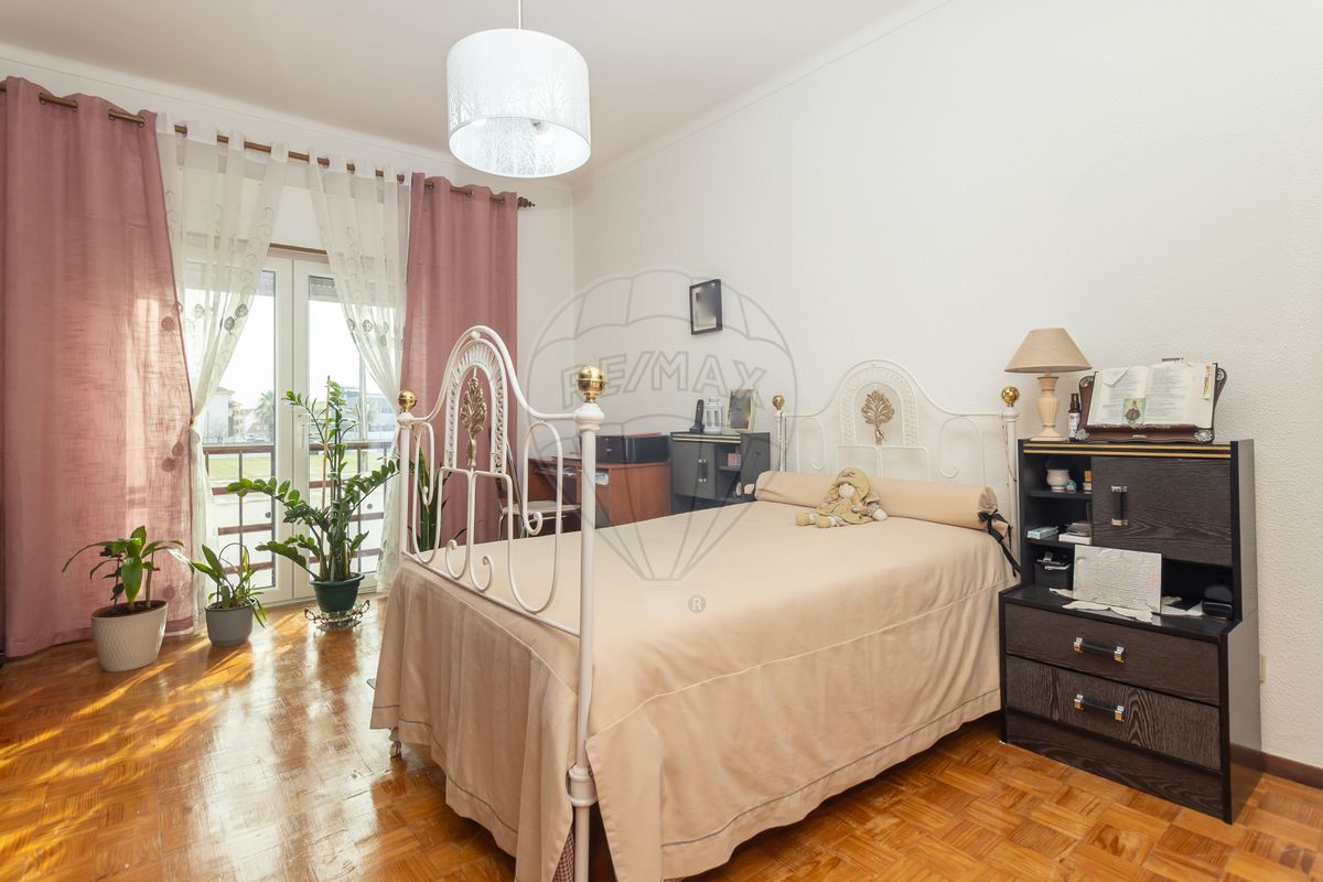 listing 124301159-7 picture-0