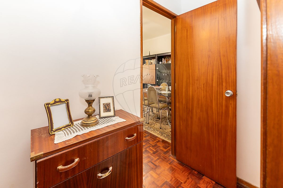 listing 124301045-95 picture-0