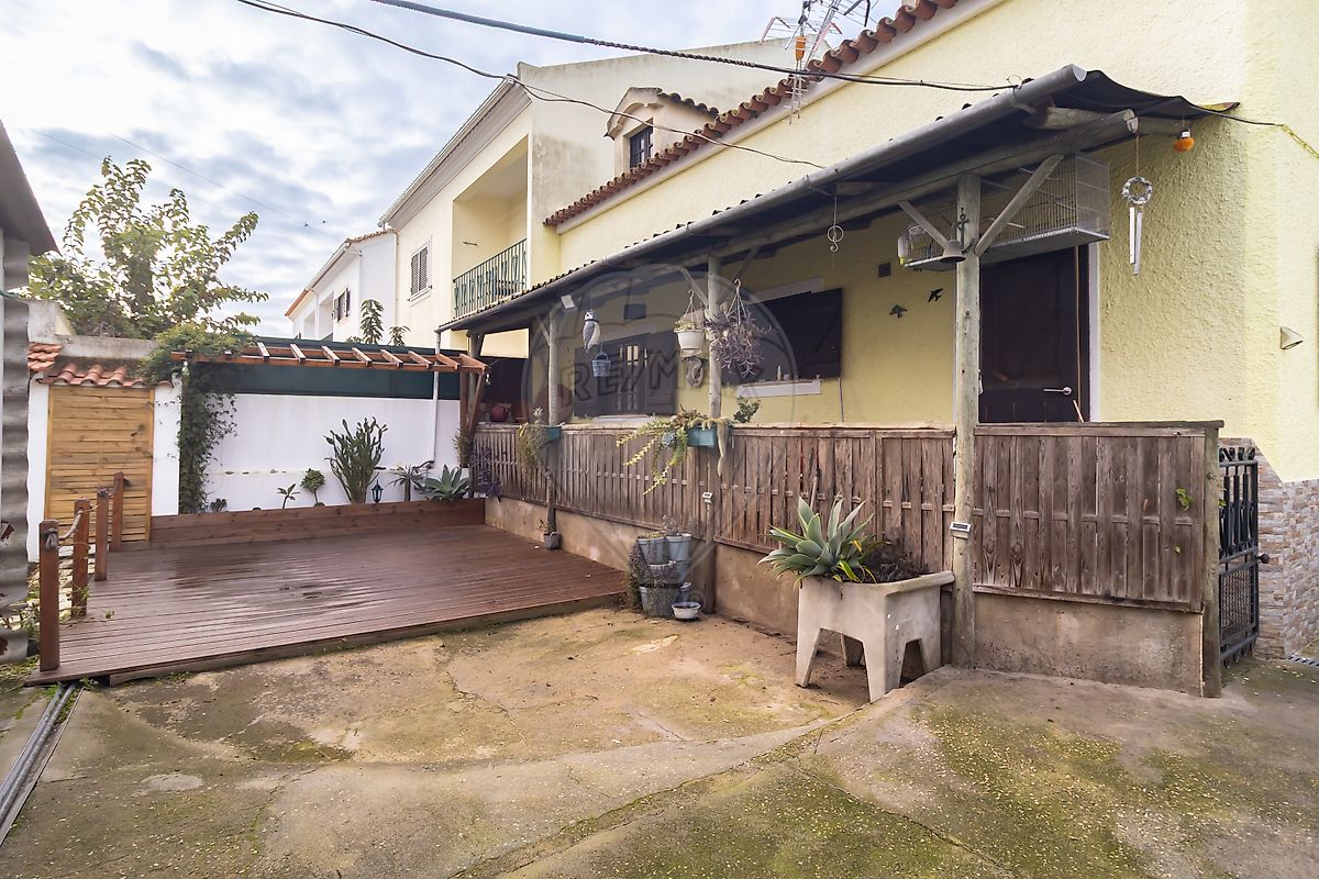 Moradia T2 para venda