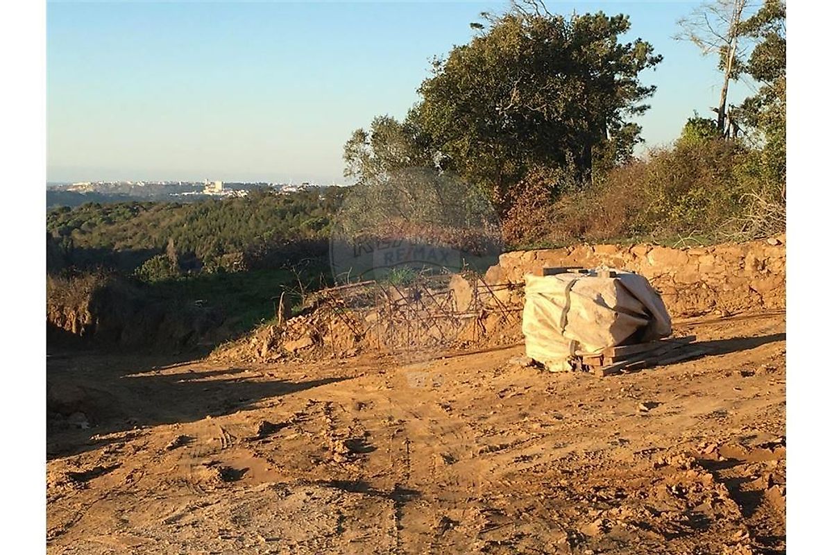 Terreno à venda em Alcobaça