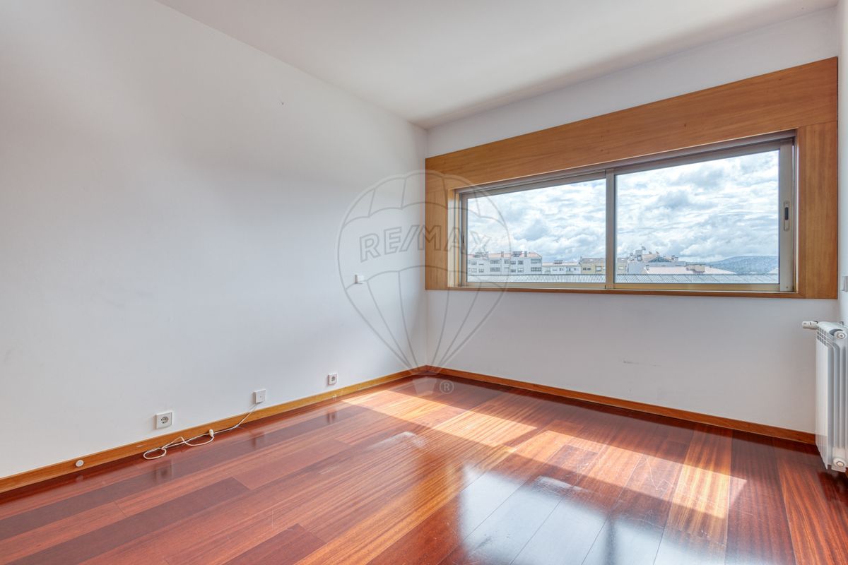 listing 124321105-214 picture-0