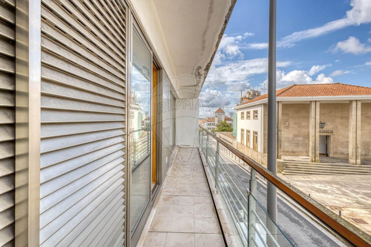 listing 124321105-214 picture-0