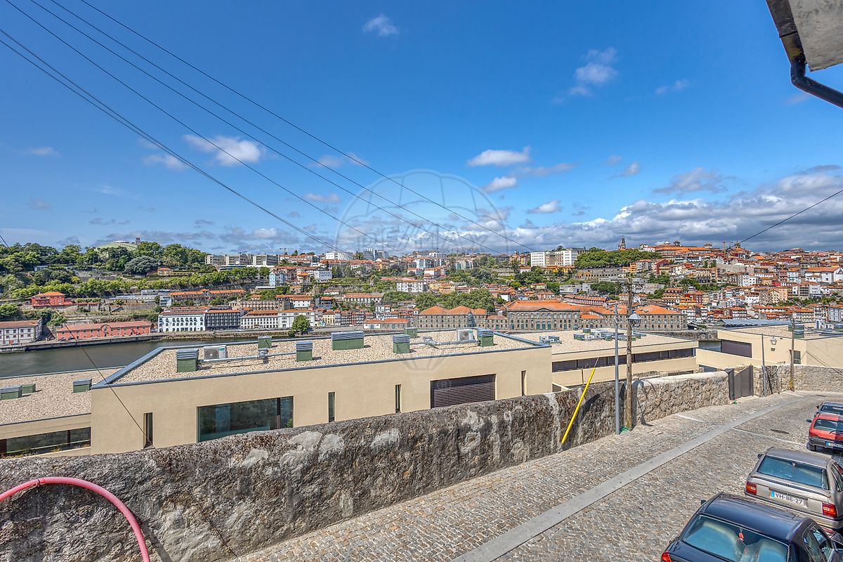 listing 124321033-302 picture-0