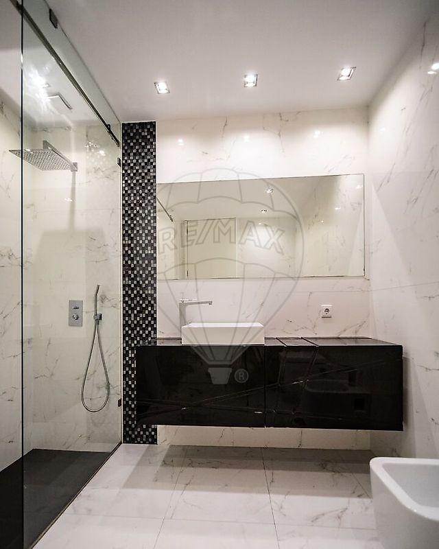 listing 124321365-3 picture-0
