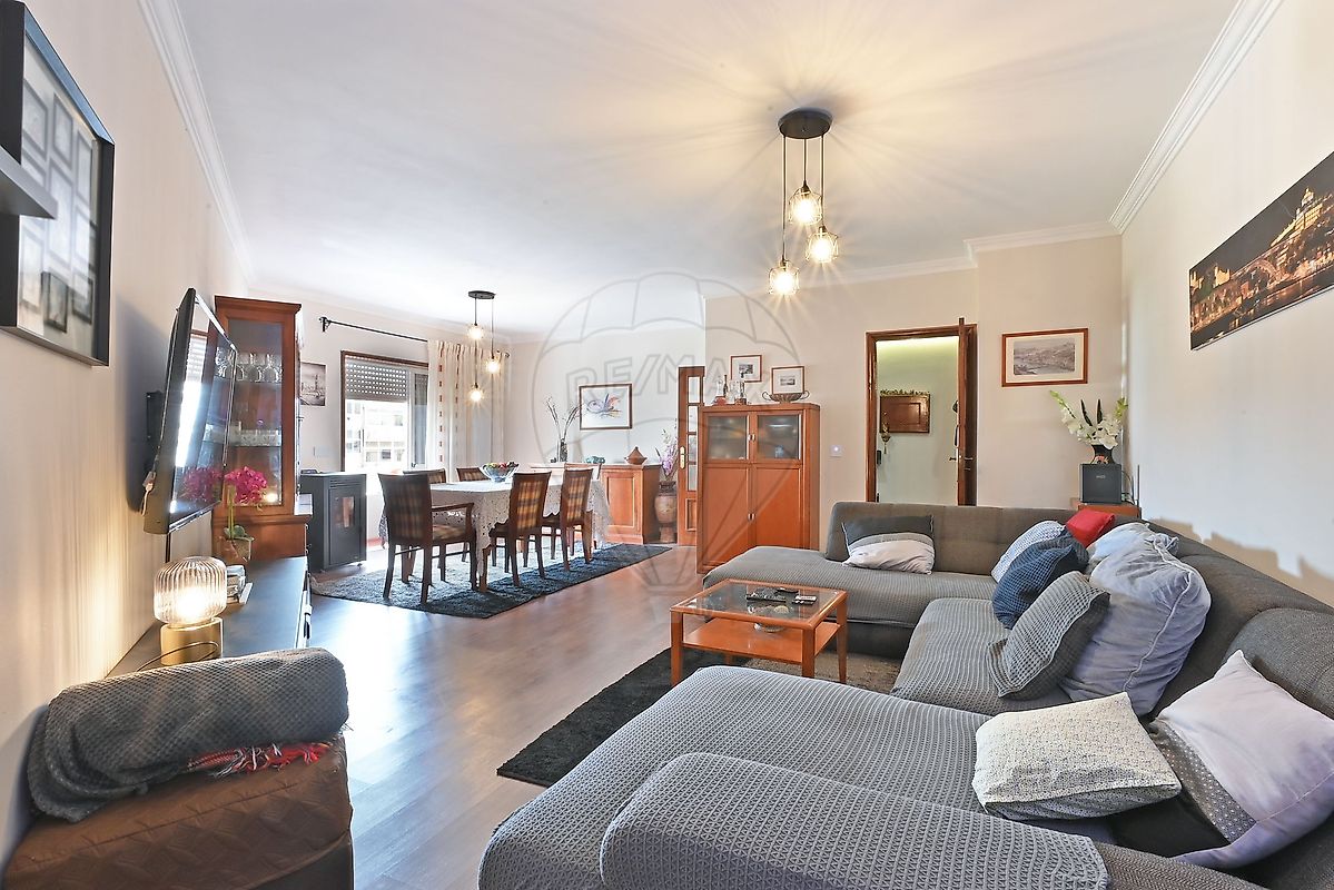 Apartamento T3 à venda em Porto