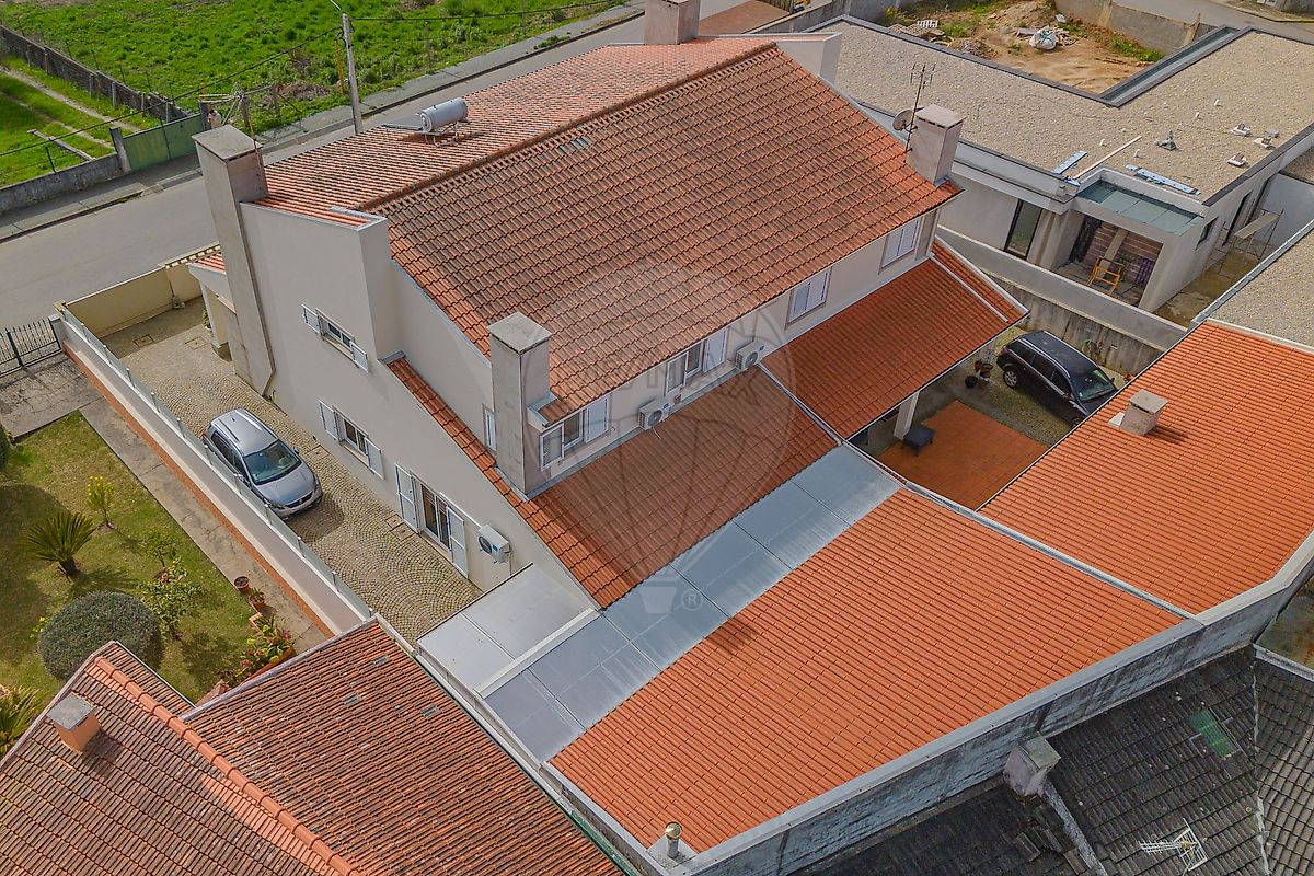 Moradia T4 à venda em Rio Meão, Santa Maria da Feira — foto 6