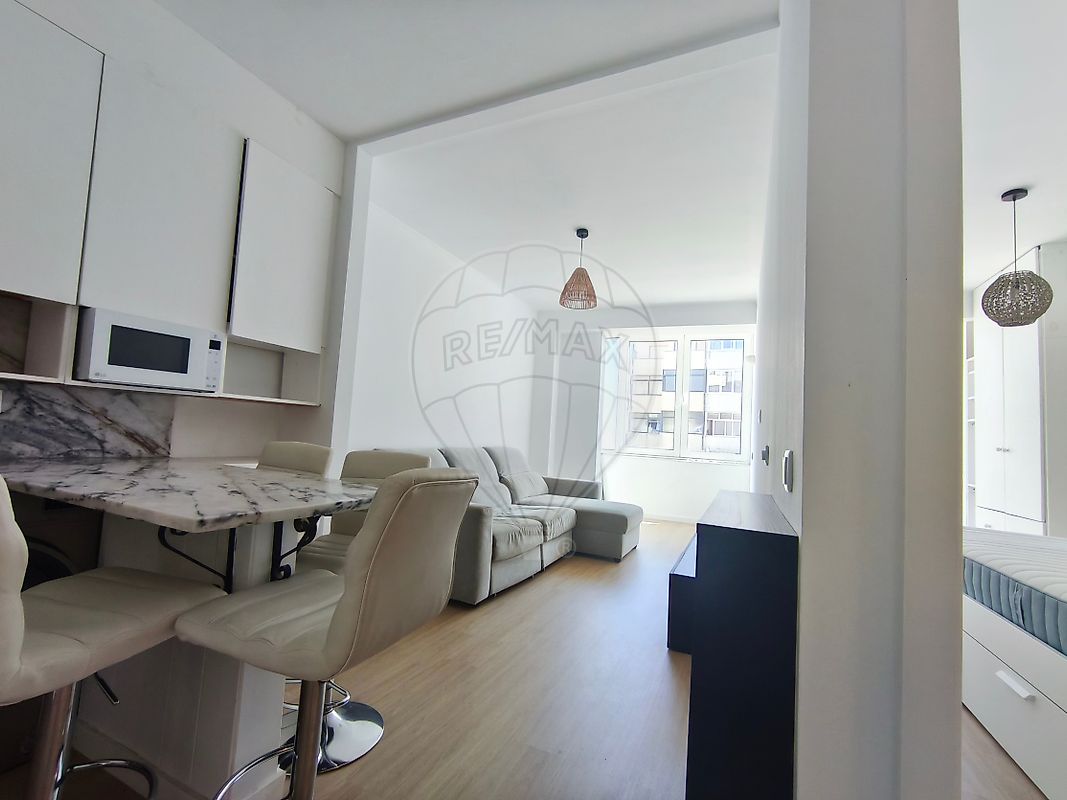 Apartamento T1 à venda em Porto