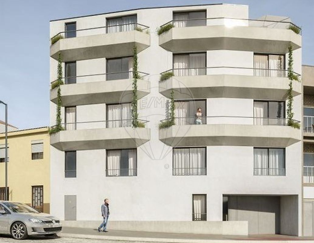 Apartamento à venda em Porto