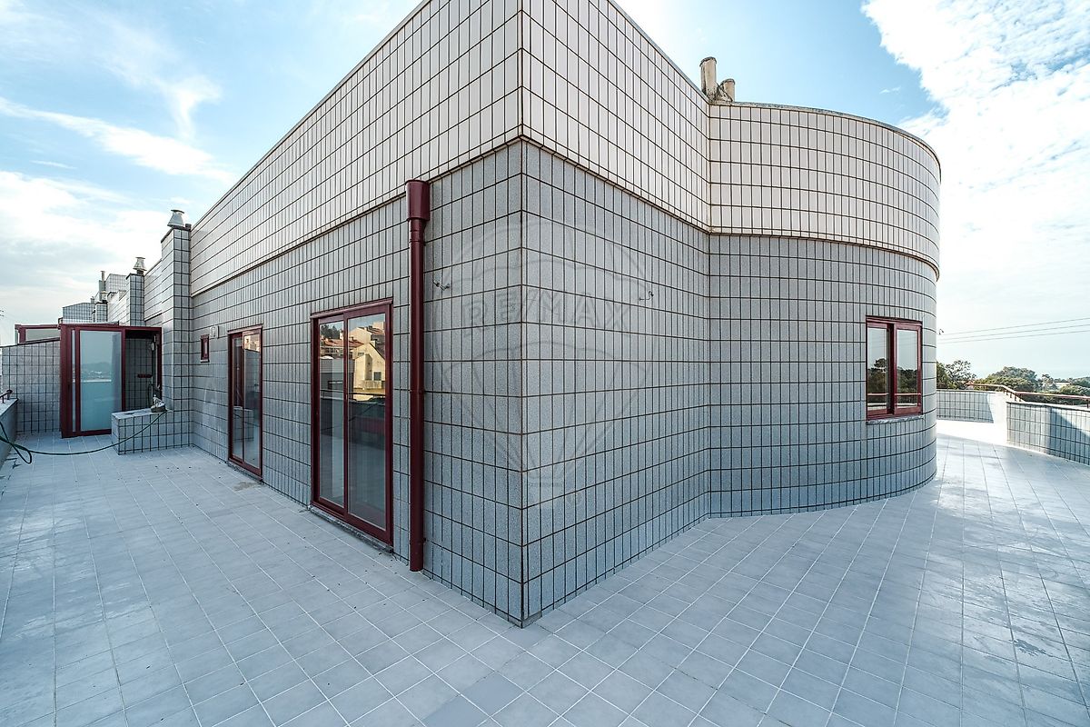 Apartamento T3 à venda em Vila Nova de Gaia