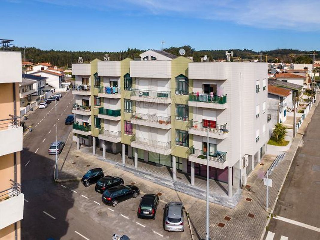 Apartamento T2 à venda em Maia