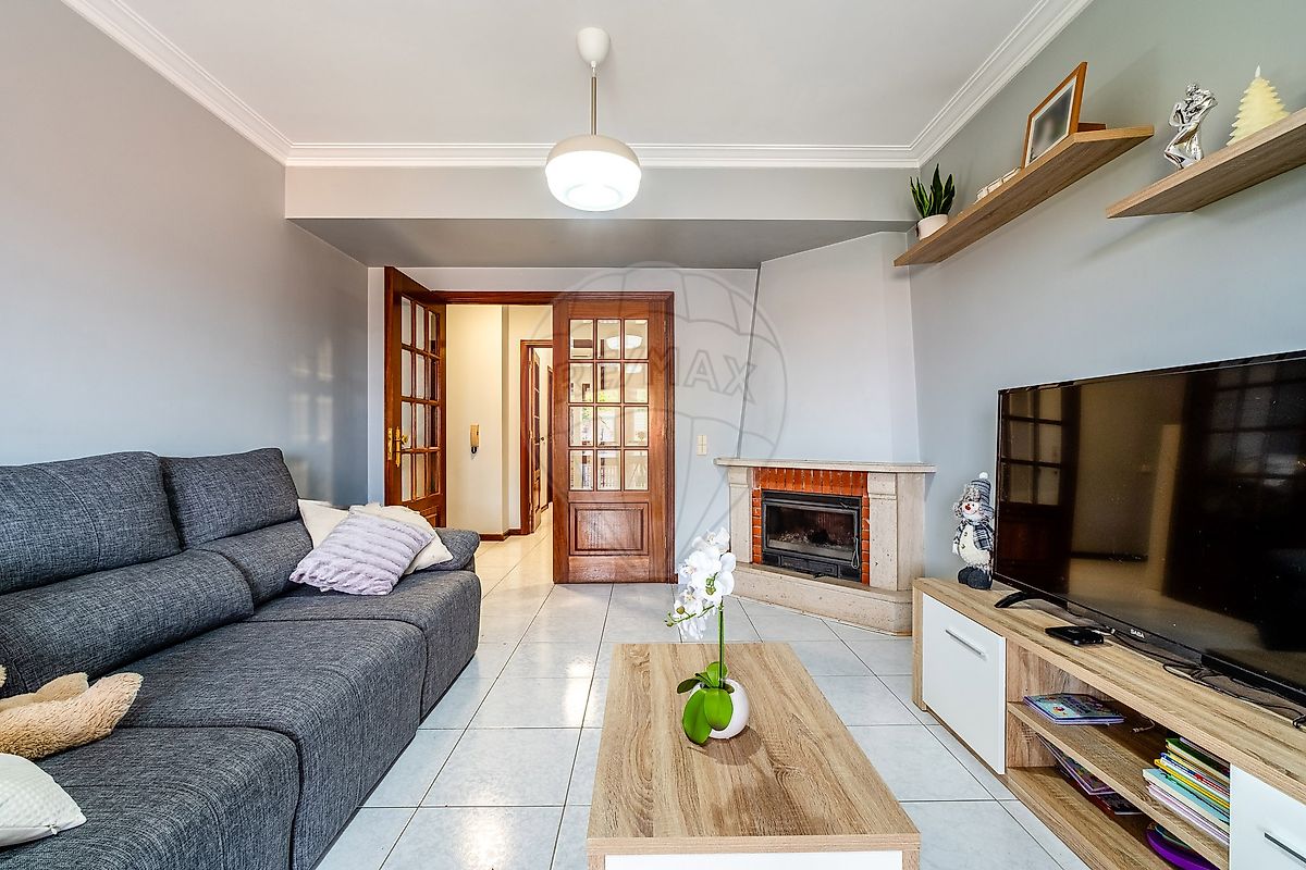 Apartamento T3 à venda em Vila Nova de Gaia
