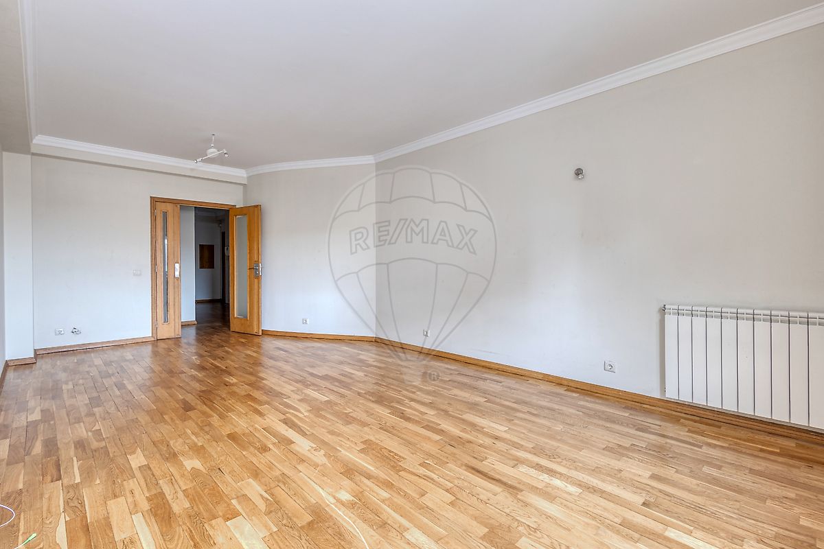 Apartamento - Mafamude e Vilar do Paraíso, Vila Nova de Gaia, Porto