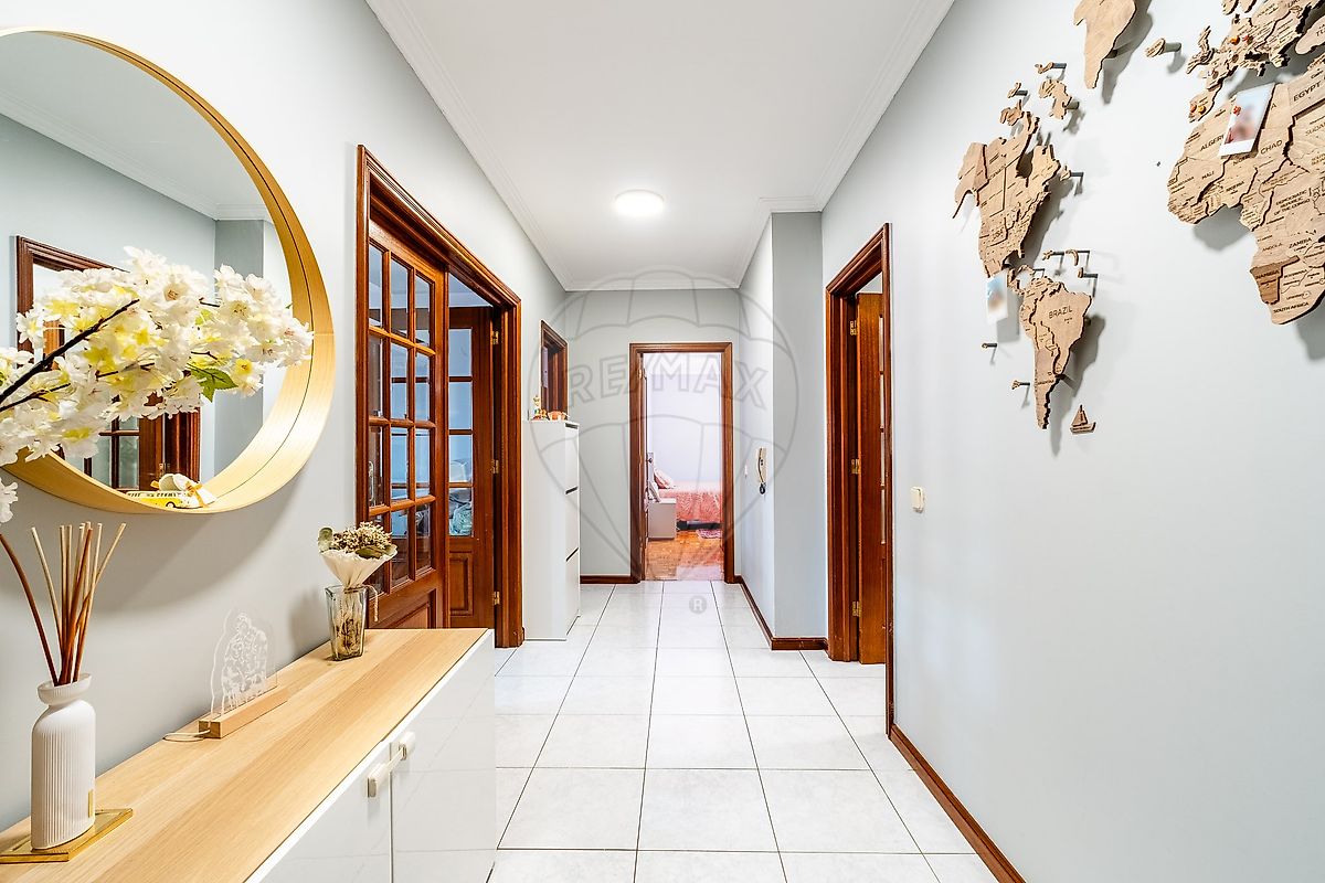 Apartamento T3 à venda em Vila Nova de Gaia