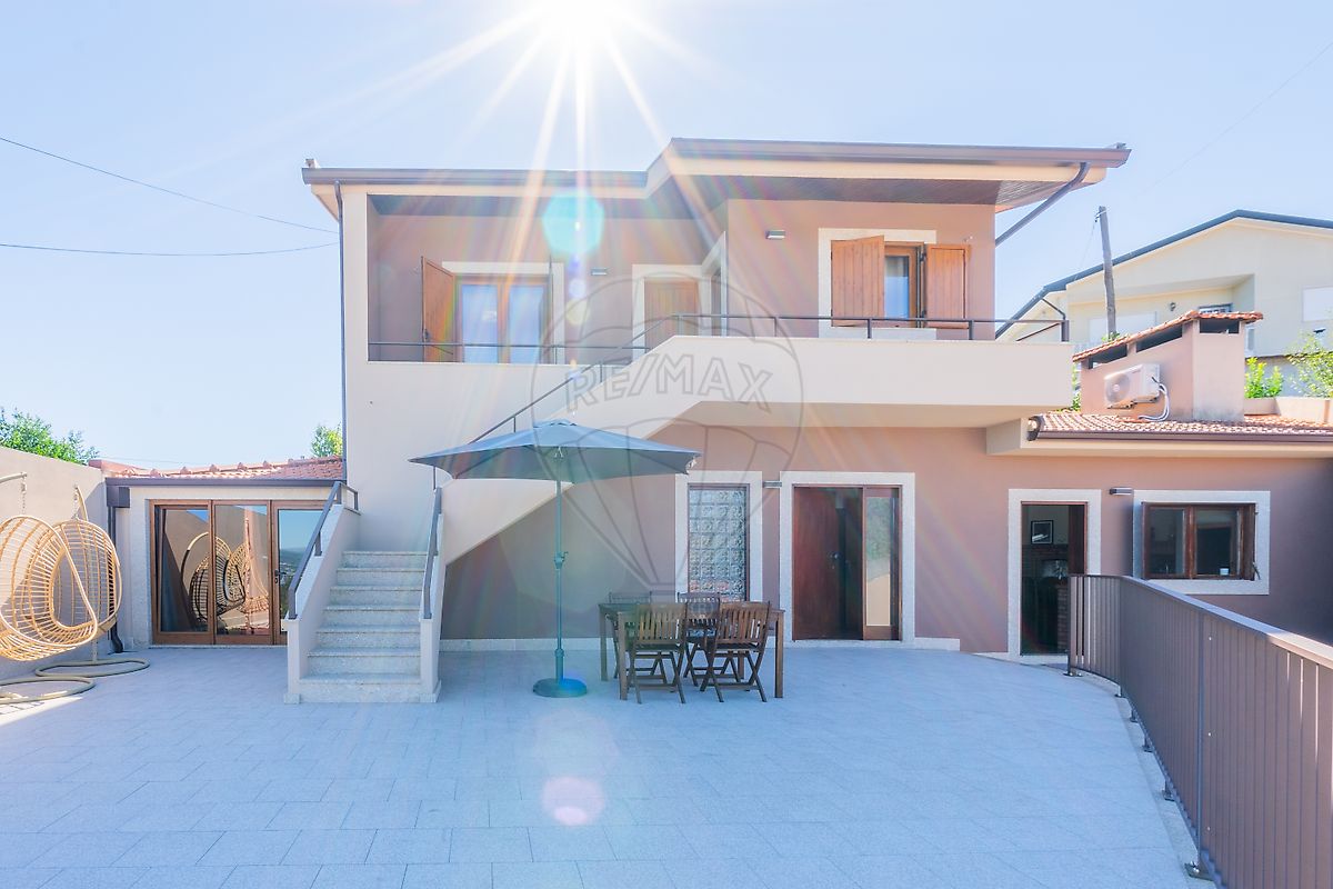 Moradia T4 à venda em Vila Caiz, Amarante — foto 4