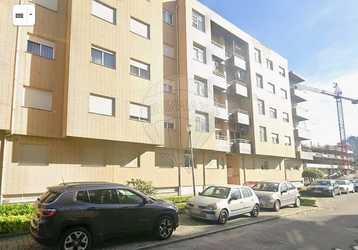 Apartamento T2 para arrendar em Valongo