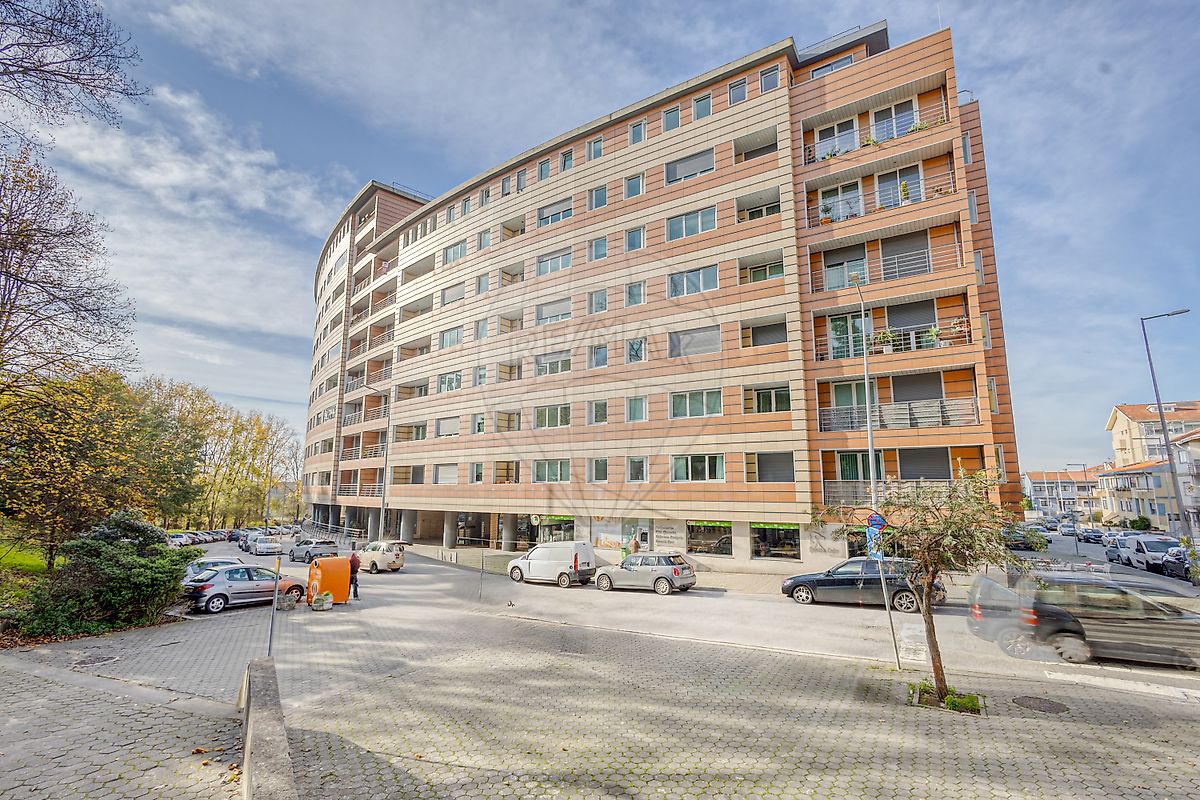 Apartamento T3 à venda em Vila Nova de Gaia