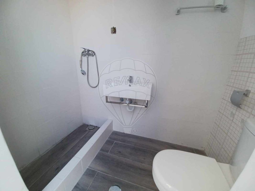 listing 124351025-265 picture-0