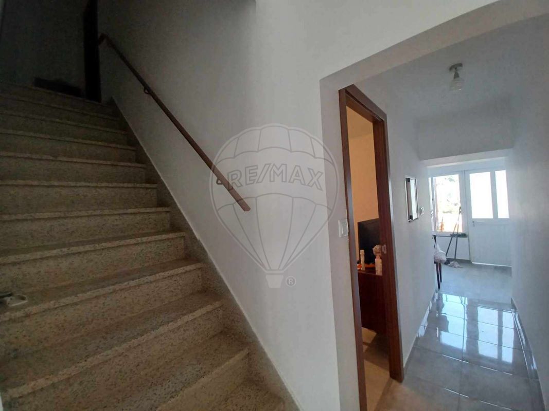 listing 124351025-265 picture-0